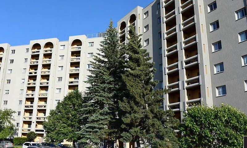 2 Bedroom Condo On P...