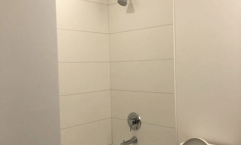Spacious 2-Bedroom C...