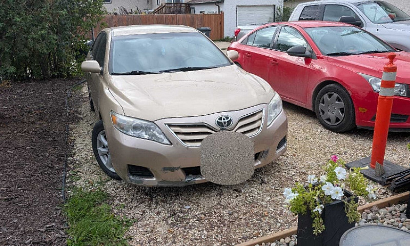 Toyota Camry Le...