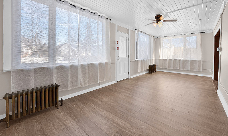 Renovated 2Br Duplex...