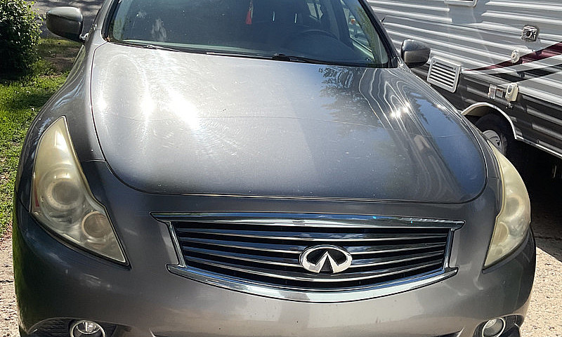 2010 Infinit G37X Se...