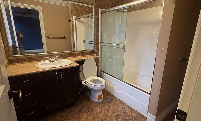 Room For Rent Octobe...