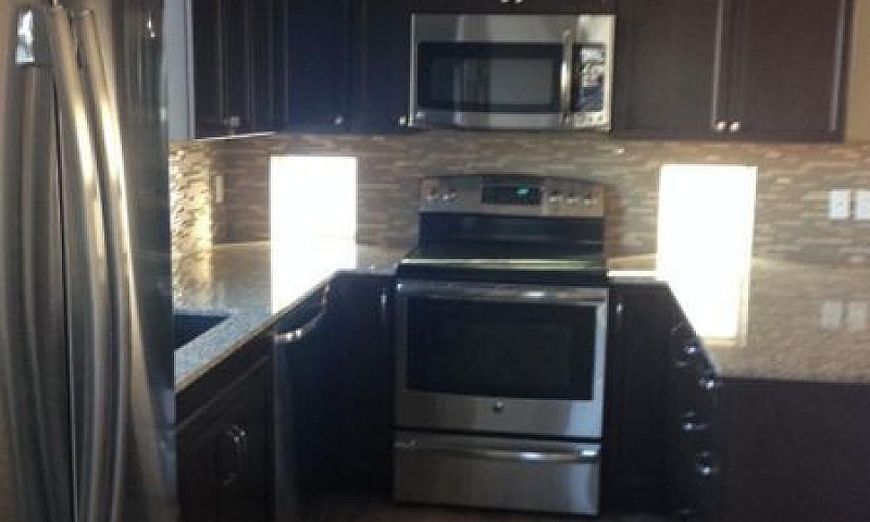 3 Bed 2.5 Bath Main ...