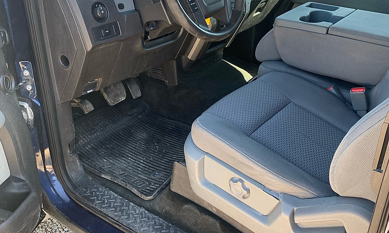 2012 Ford F150 4X4...