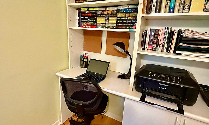 Rare 3 Bed, Den,  To...