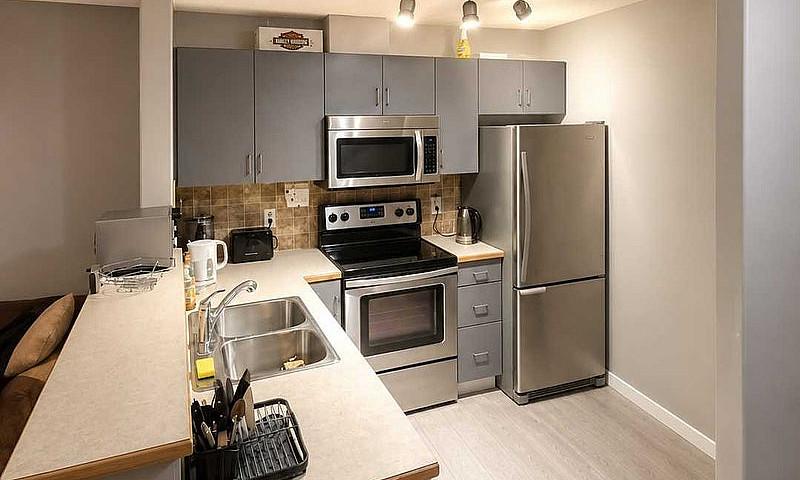 1-Bedroom Condo In C...