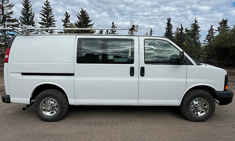 2009 Chevrolet Expre...