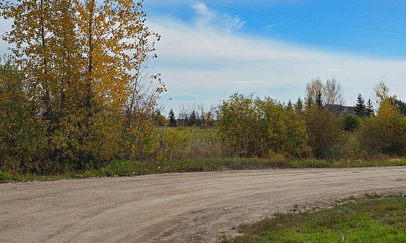 107 Deerfoot Trail L...