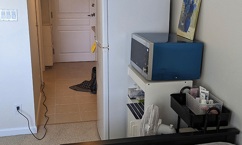 Sfu Furnished Studio...