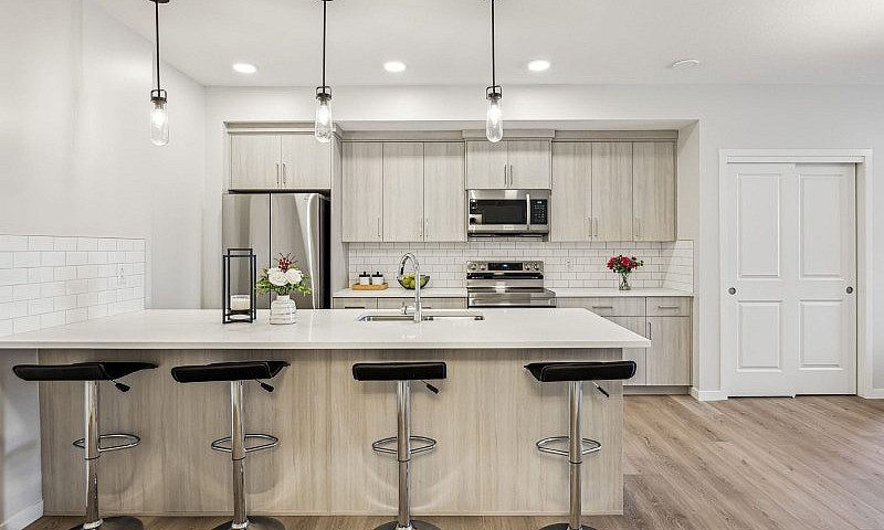 Beautiful Condo For ...