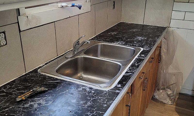 3 Br Mainfloor In Ca...