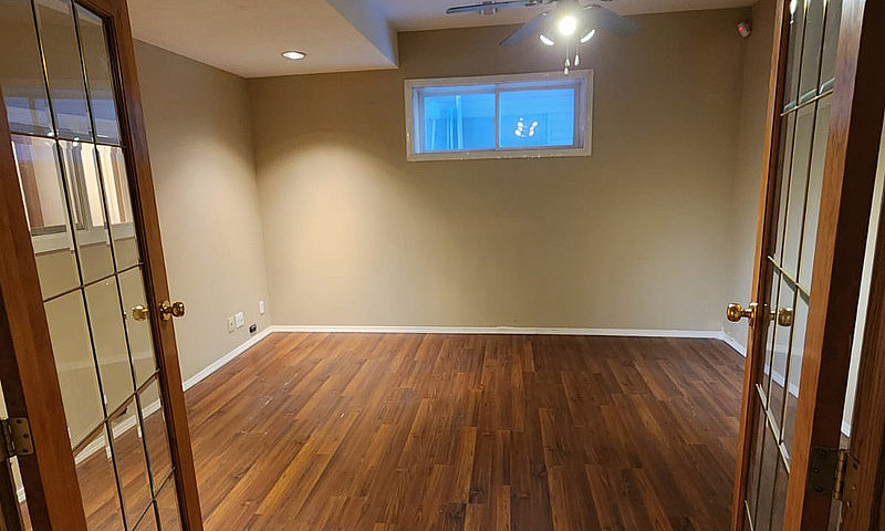 Spacious Walkout 2 B...