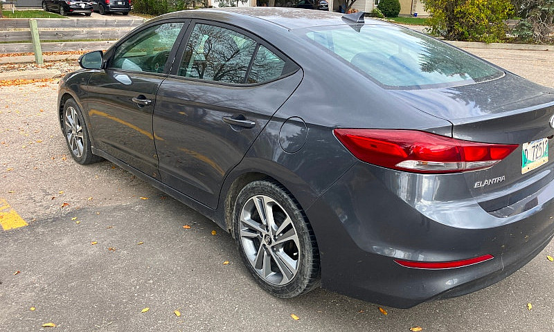 2017  Hyundai Elantr...
