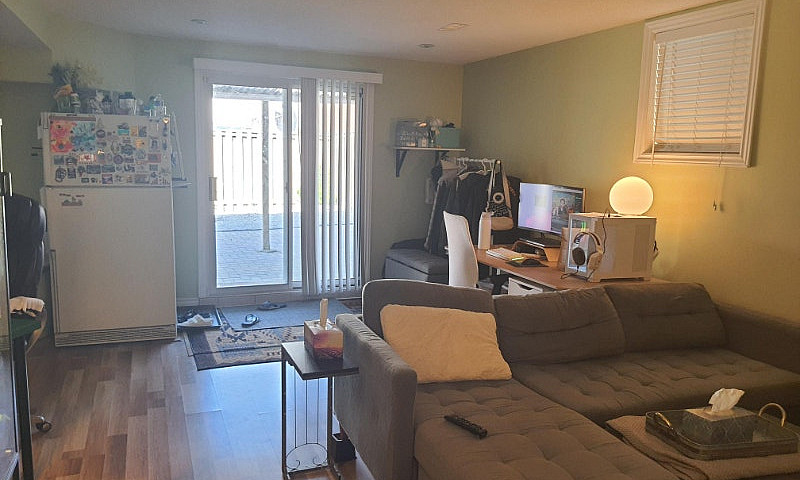 Furnished One Br Wal...