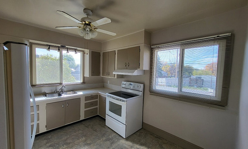 2 Bed, 1 Bath House ...
