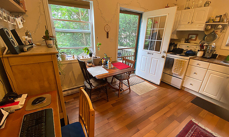 Studio Apartment - N...