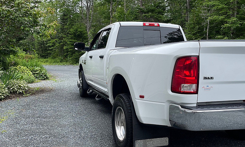 2014 Ram 3500 Dually...