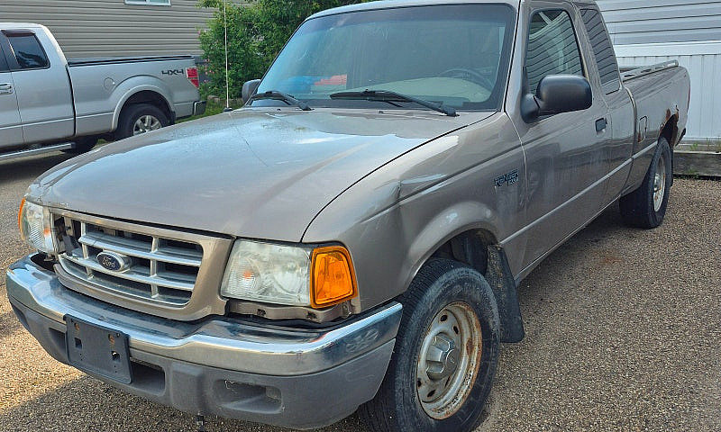 2003 Ford Ranger Xlt...