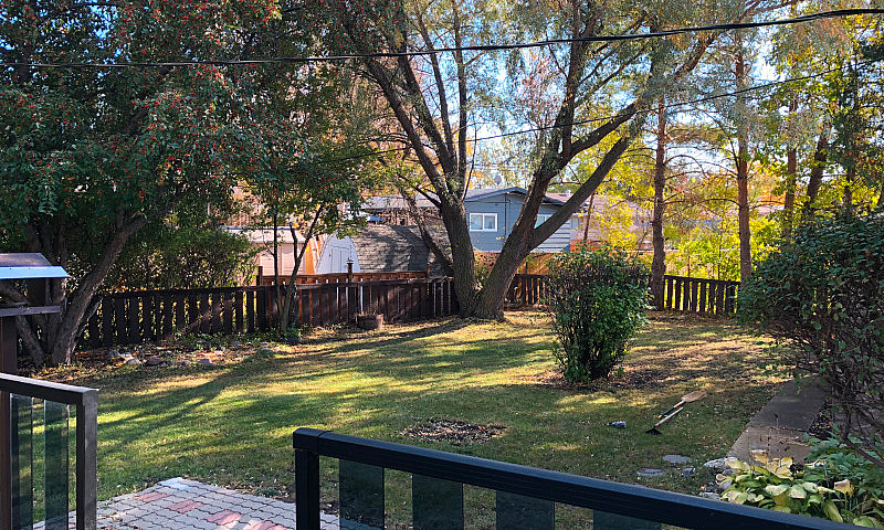 For Sale – 28 Crocus...