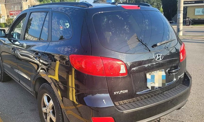 Hyundai Santa Fe...