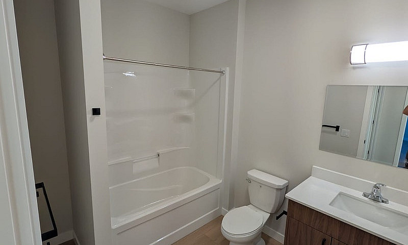 Brand New 2 Bedroom ...