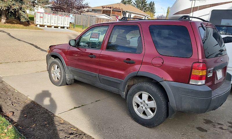 2005 Ford Escape For...