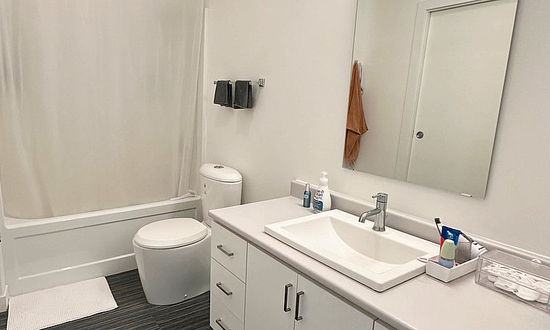 1B1B For Sublet...