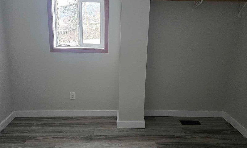 2 Bedroom Unit In  W...