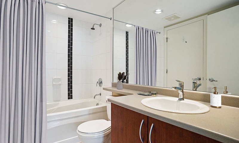 South-Facing Gem In ...