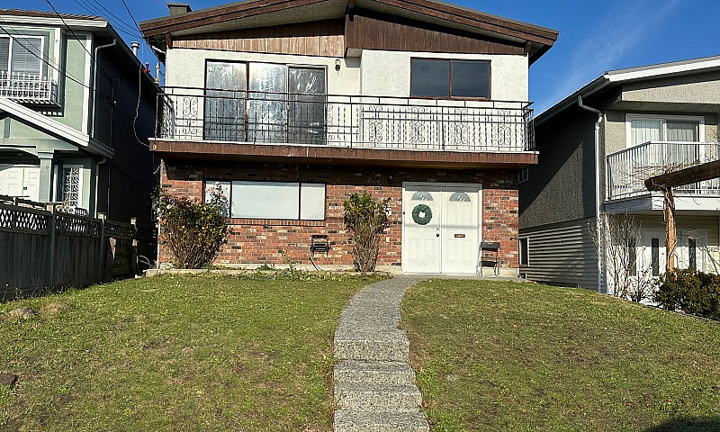 4 Bedroom House For ...