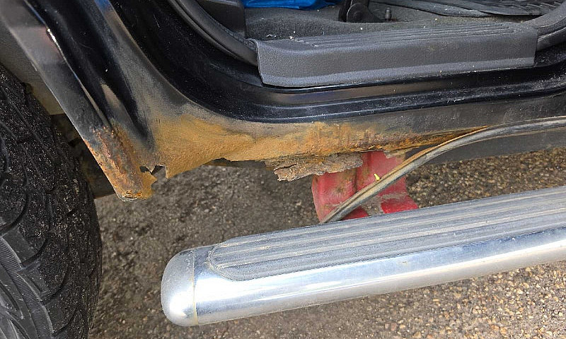 2004 Ford Explorer ...