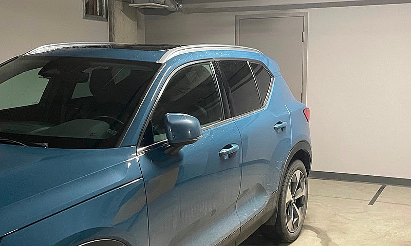 Volvo Xc40, Bright T...