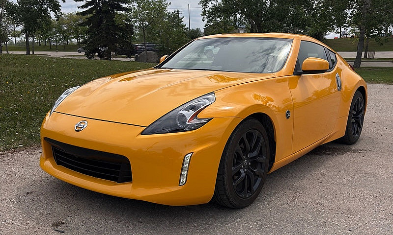 2019 Nissan 370Z...