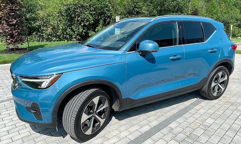 Volvo Xc40, Bright T...