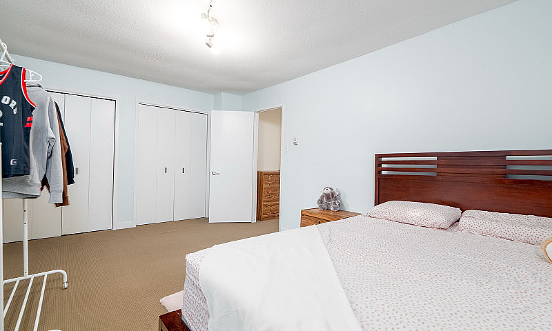 Two Storey Condo Nea...