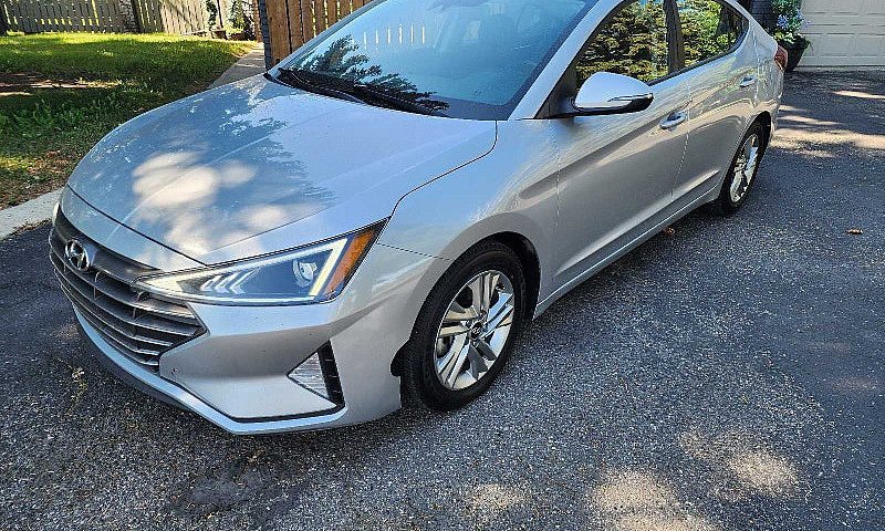 2020 Hyundai Elantra...