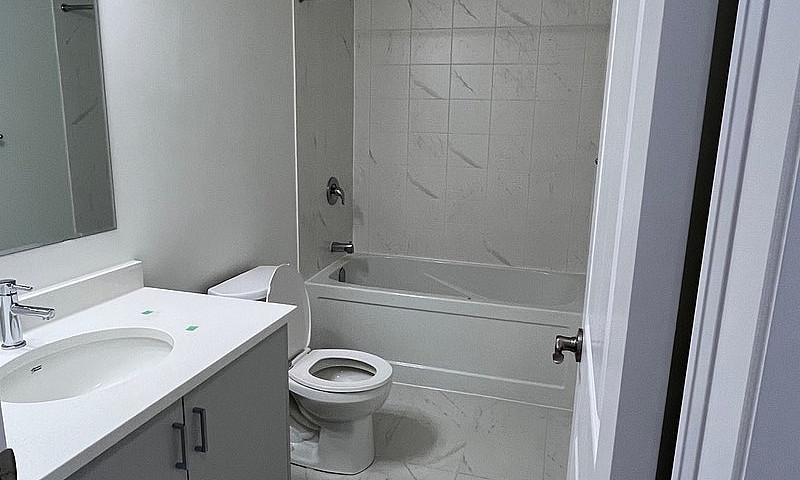 3Bed 2 Bath Condo To...