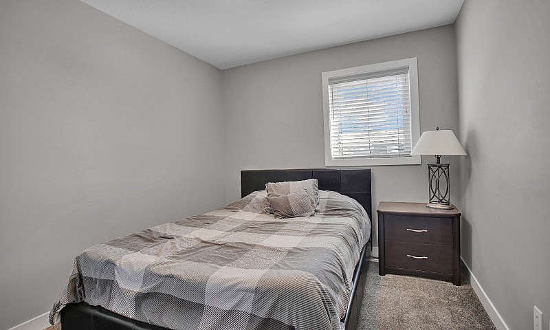 3 Beds 3 Baths House...