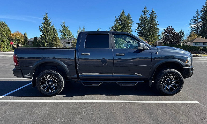 2021 Ram 1500 Warloc...