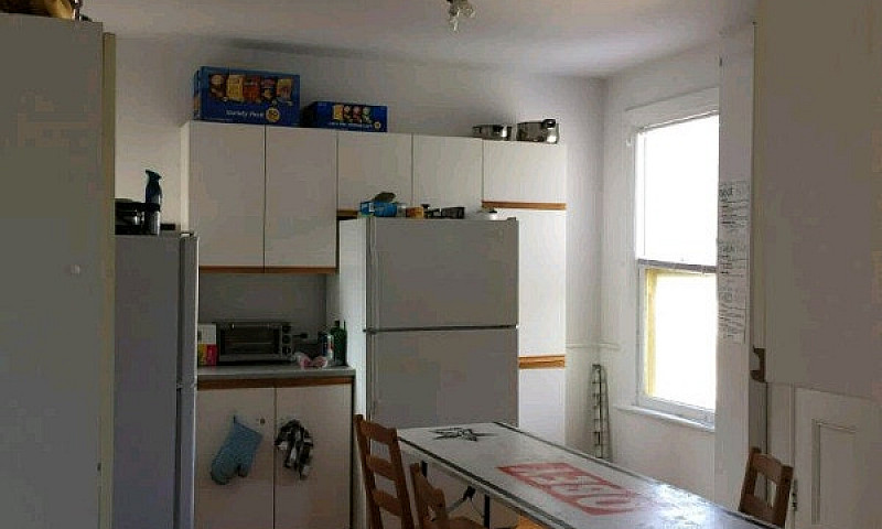 6 Bedroom House - Pr...