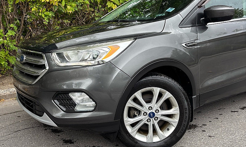 Ford Escape ...