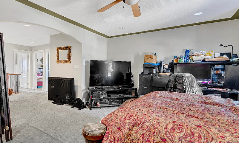 3 Bedrooms 3 Bath Ho...