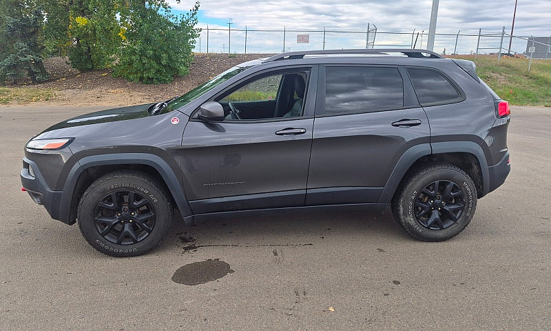 2016 Jeep Cherokee T...