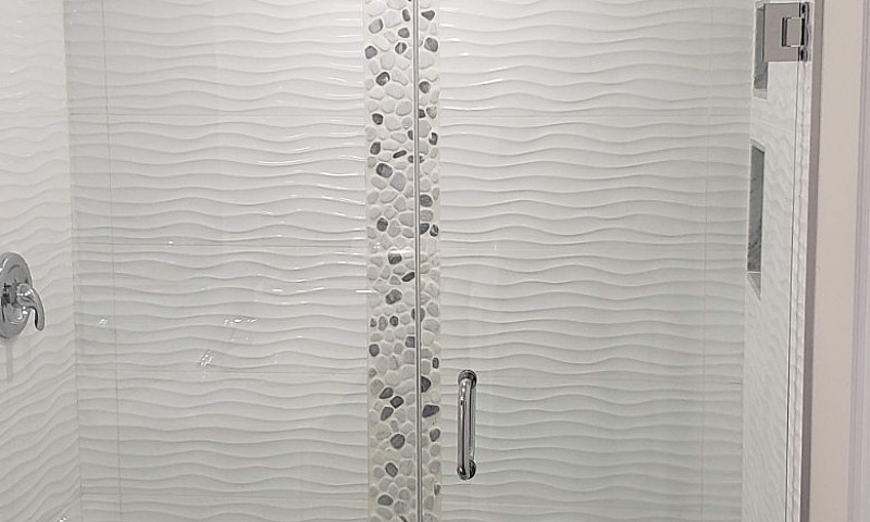 Luxury 1-Bedroom Apa...