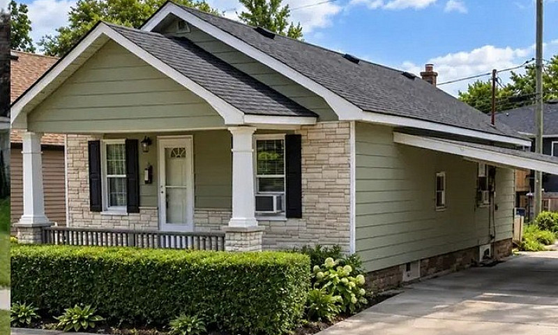 2 Houses For $580K –...