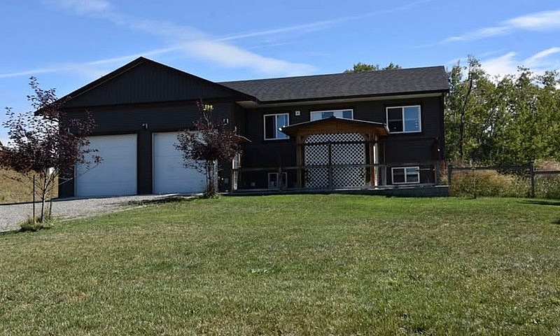 108 Mile House For S...