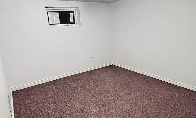 Full Basement For Re...