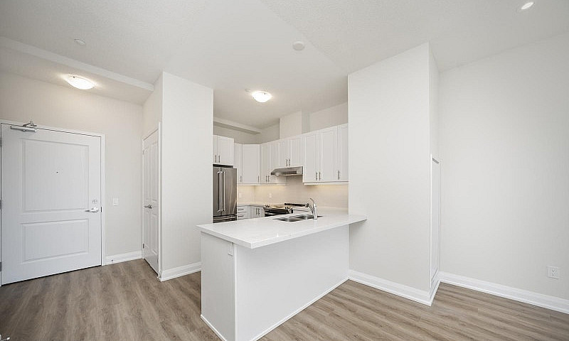 Stouffville Ph 2 Bed...