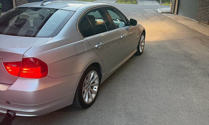 2010 Bmw 335-Xdrive ...