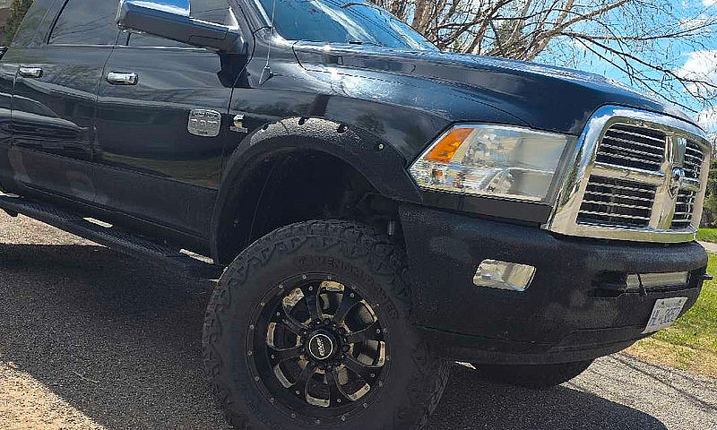 Lifted 2012 Dodge Ra...